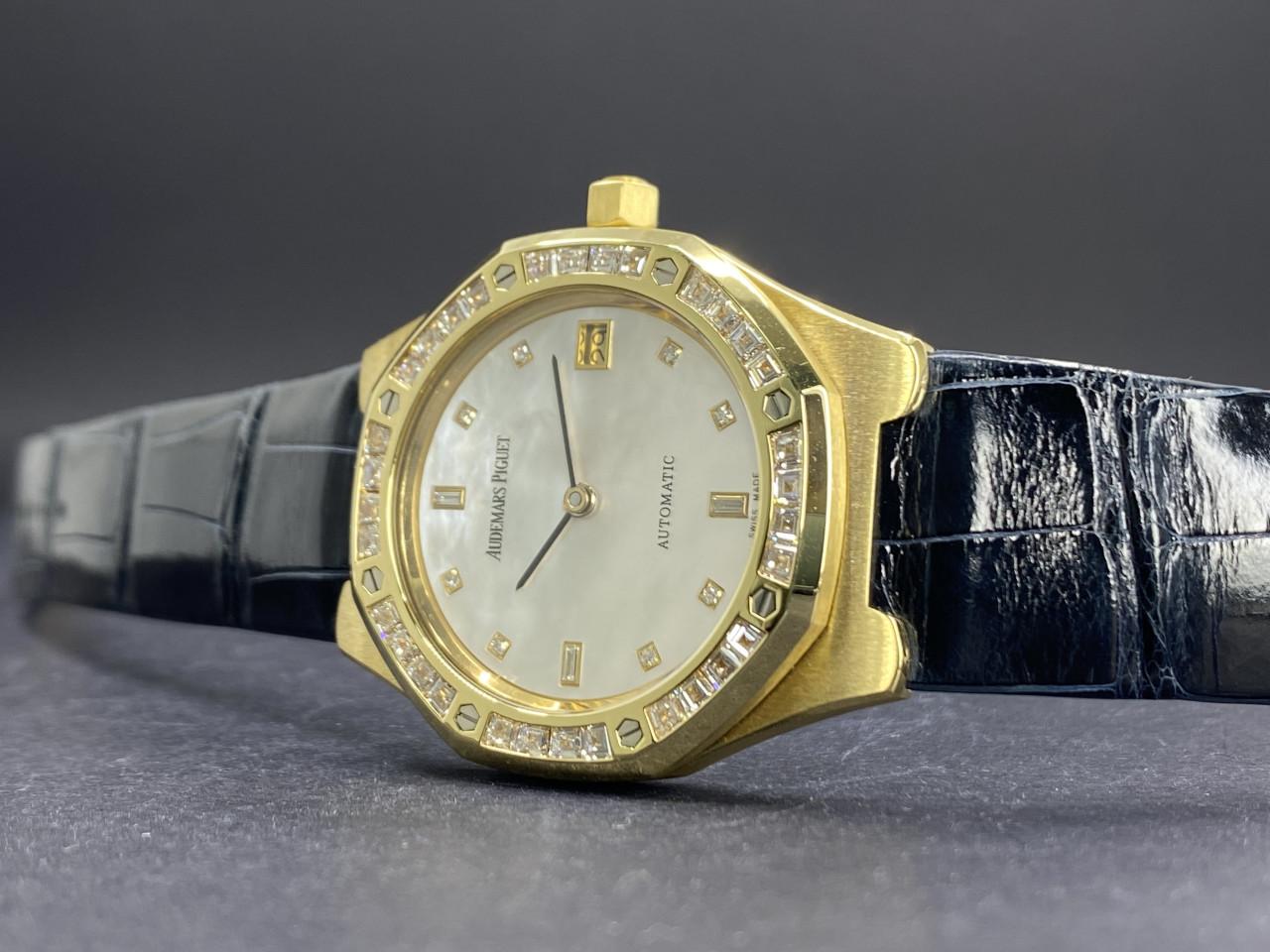 Royal Oak Yellow Gold Diamond Bezel MOP Dial - 14892BA.ZZ.D009XX.01  