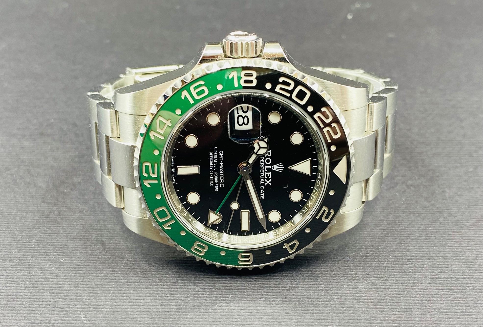 GMT Master II Black Dial Stainless Steel - 126720VTNR