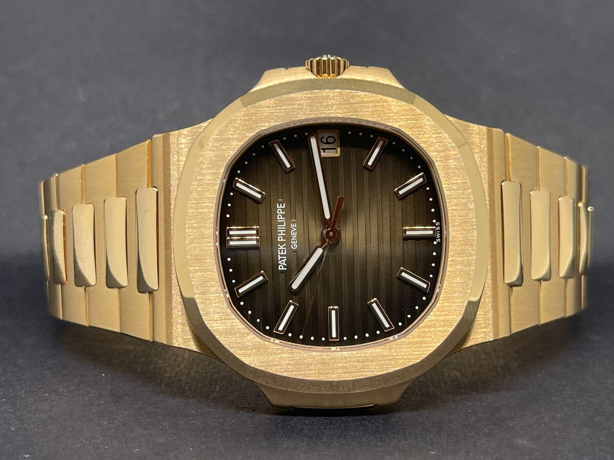 Nautilus Rose Gold Dark Brown Dial - 5711/1R-001