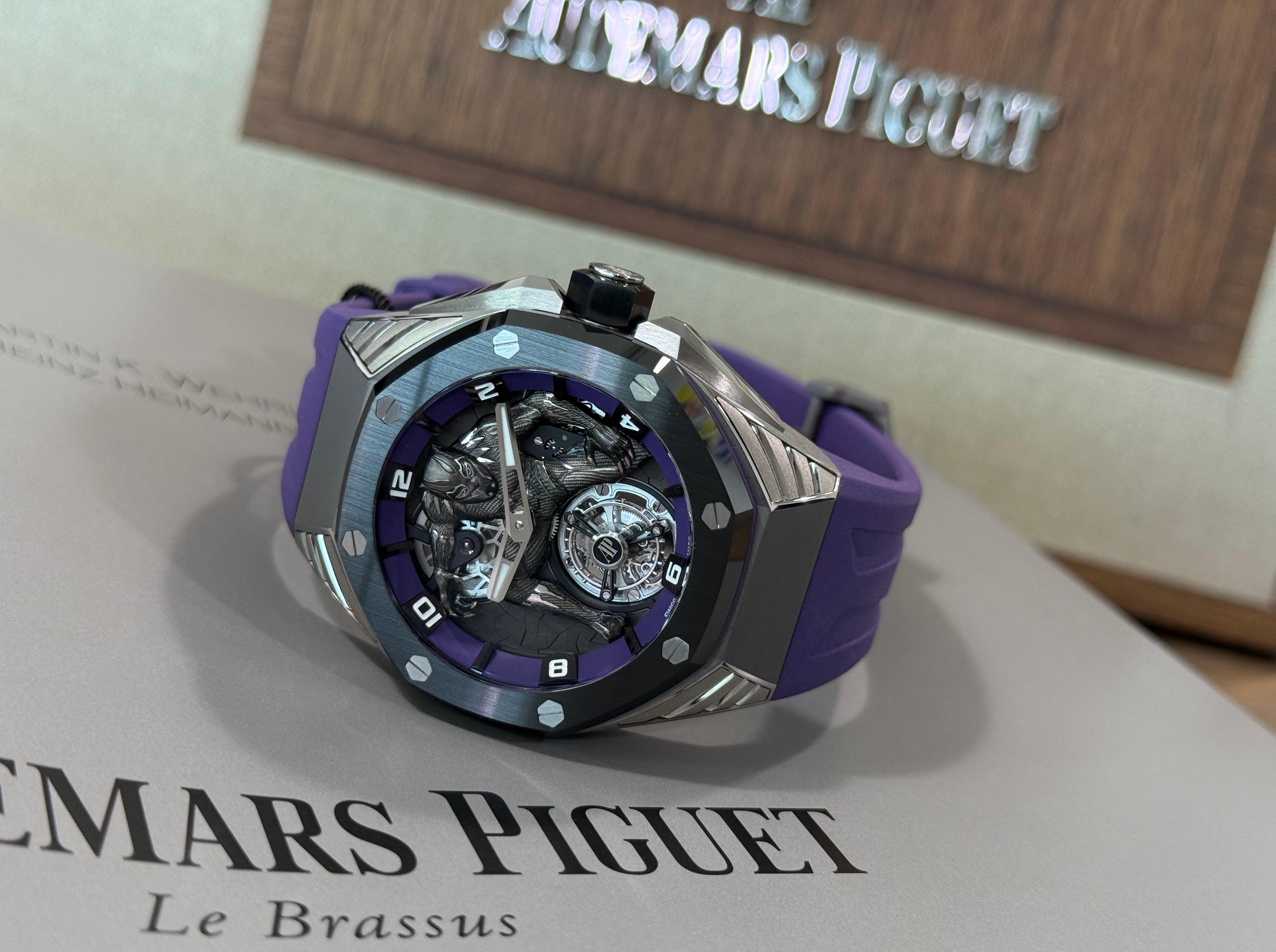 Royal Oak Concept “Black Panther” Flying Tourbillon Titanium Limited 250 Pcs. - 26620IO.OO.D077CA.01