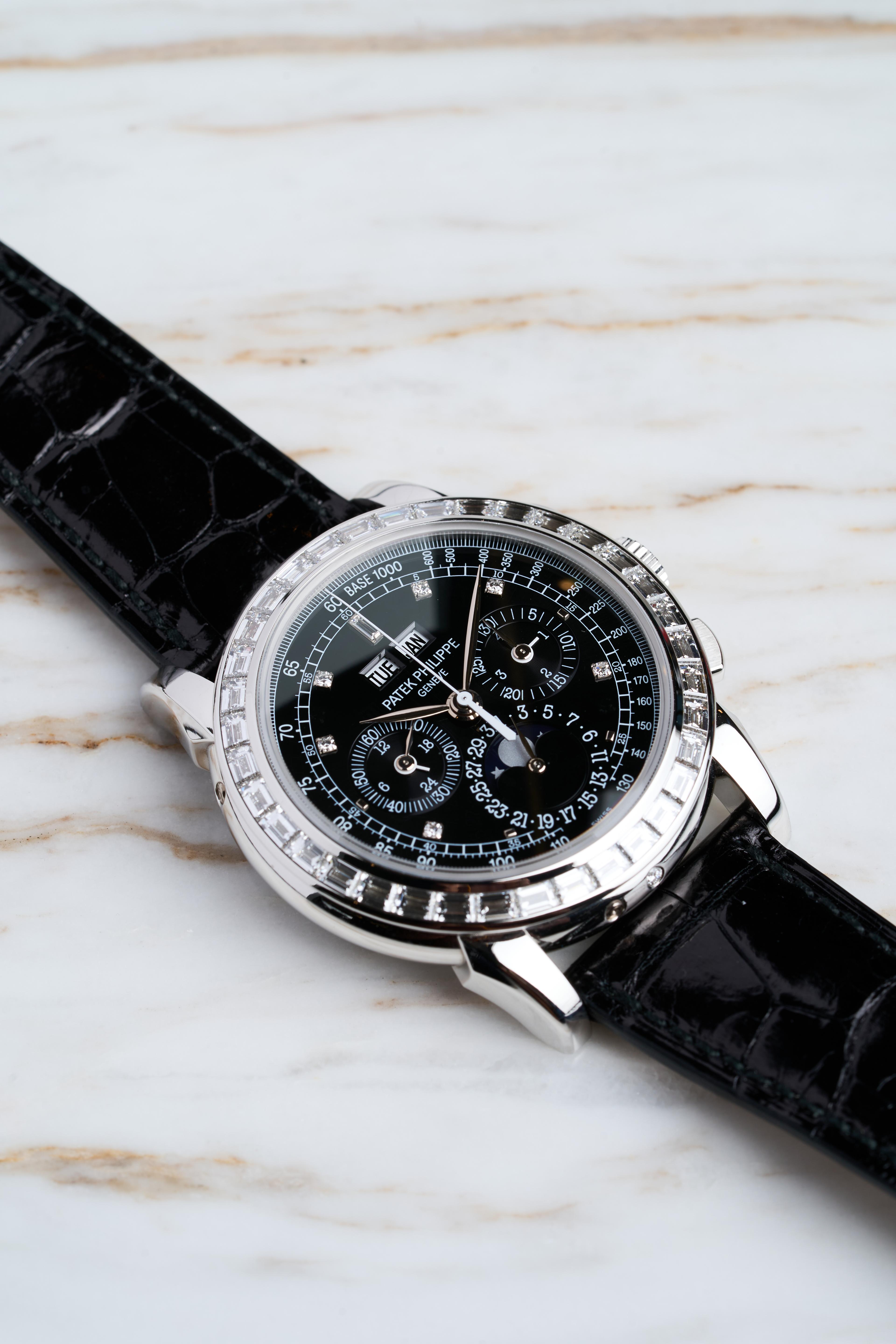 Perpetual Calendar Chronograph Baguette Platinum - 5271P-001