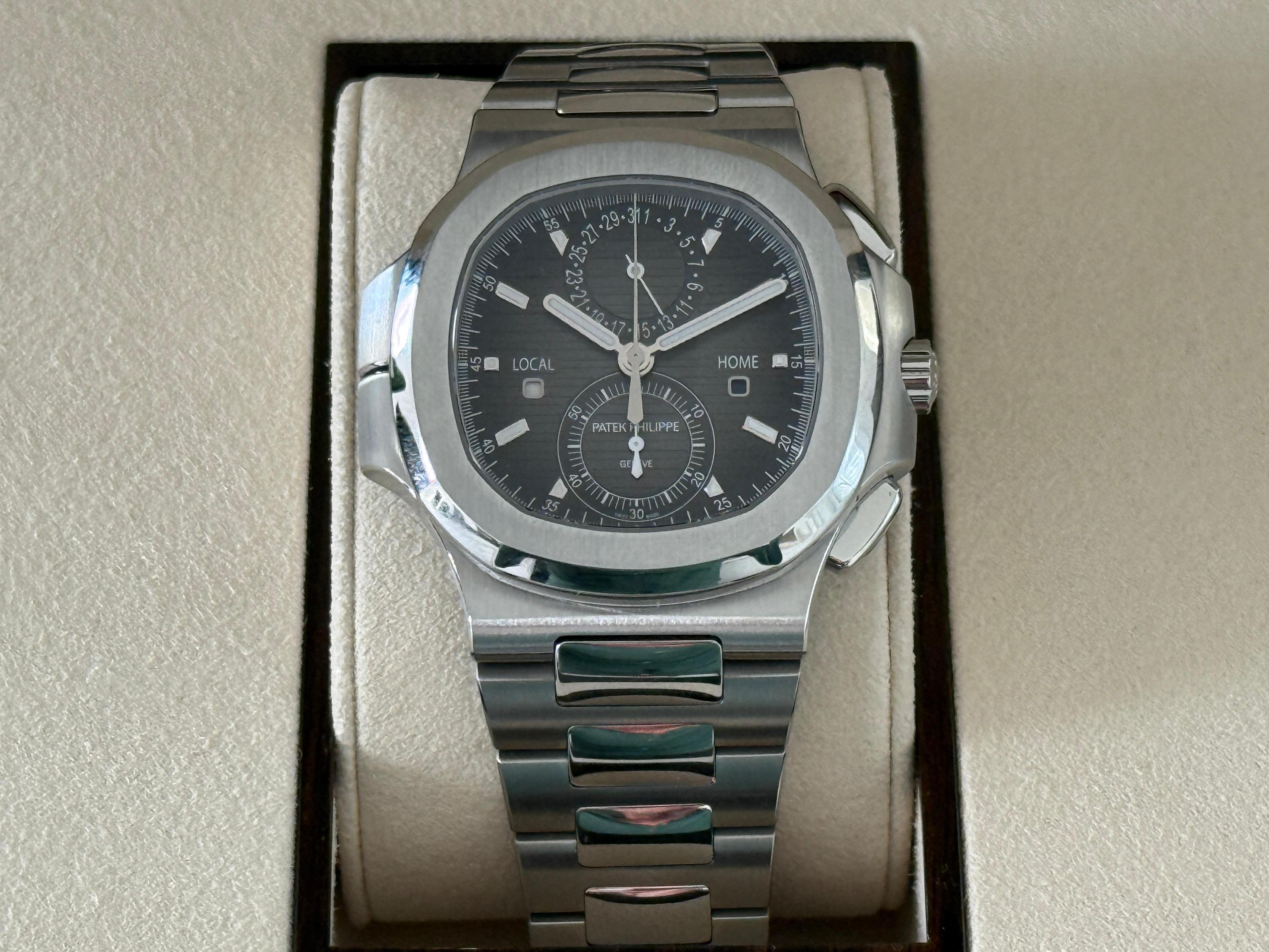 Nautilus Chronograph Travel Time Steel - 5990/1A-001 (New Clasp)