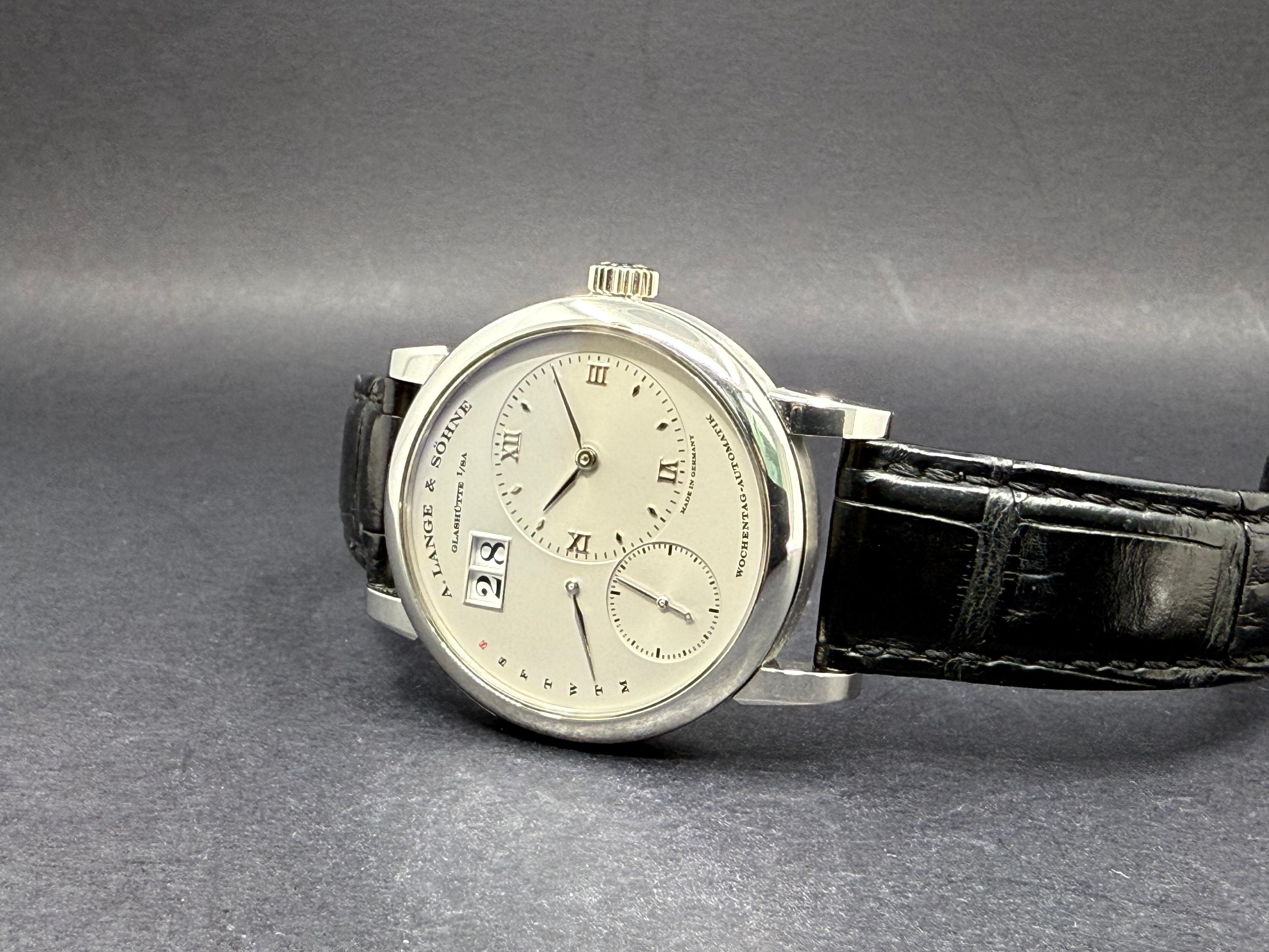 Lange 1 Daymatic Platinum - 320.025