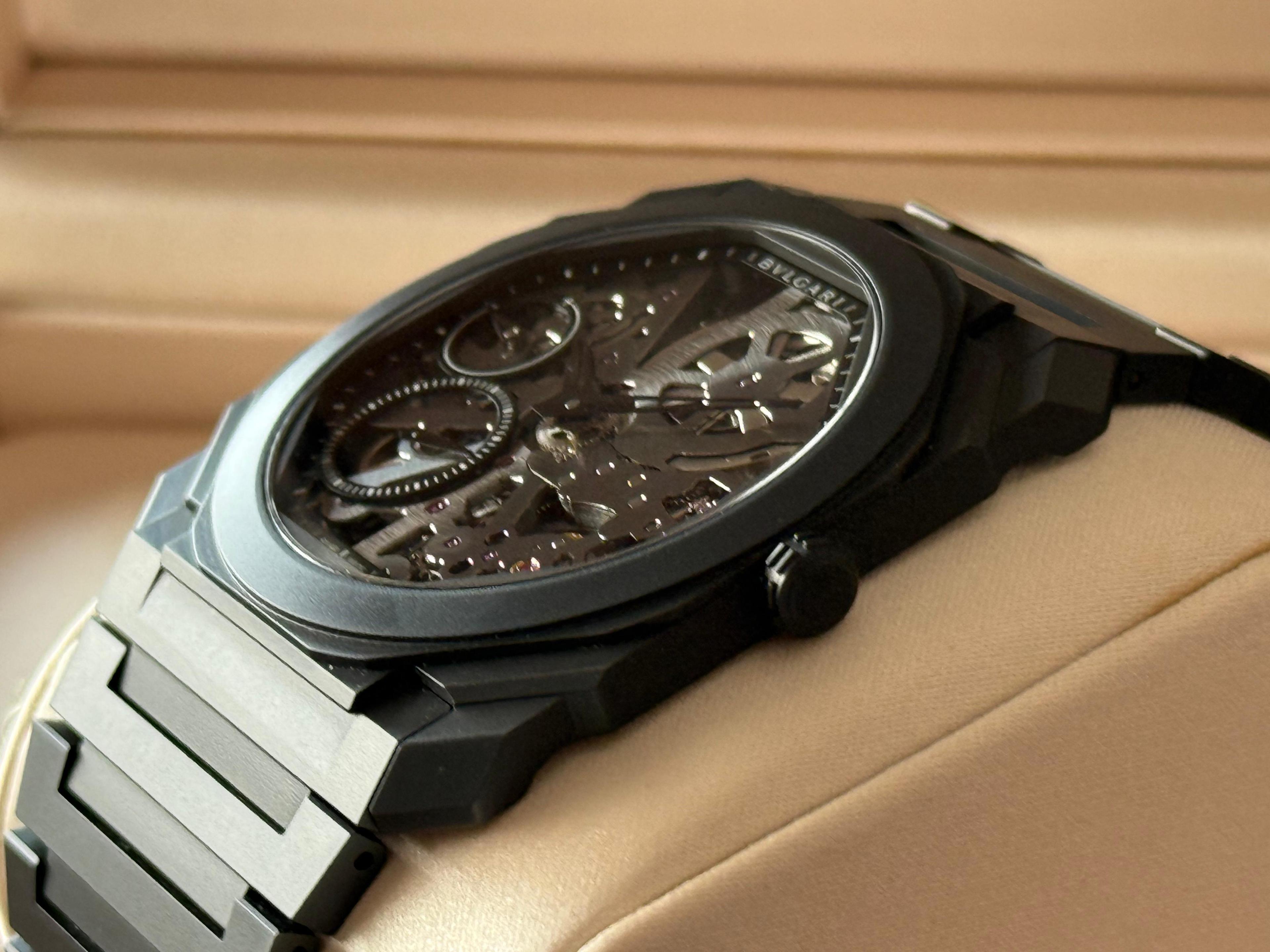 Octo Finissimo Skeleton Black Ceramic - 103126