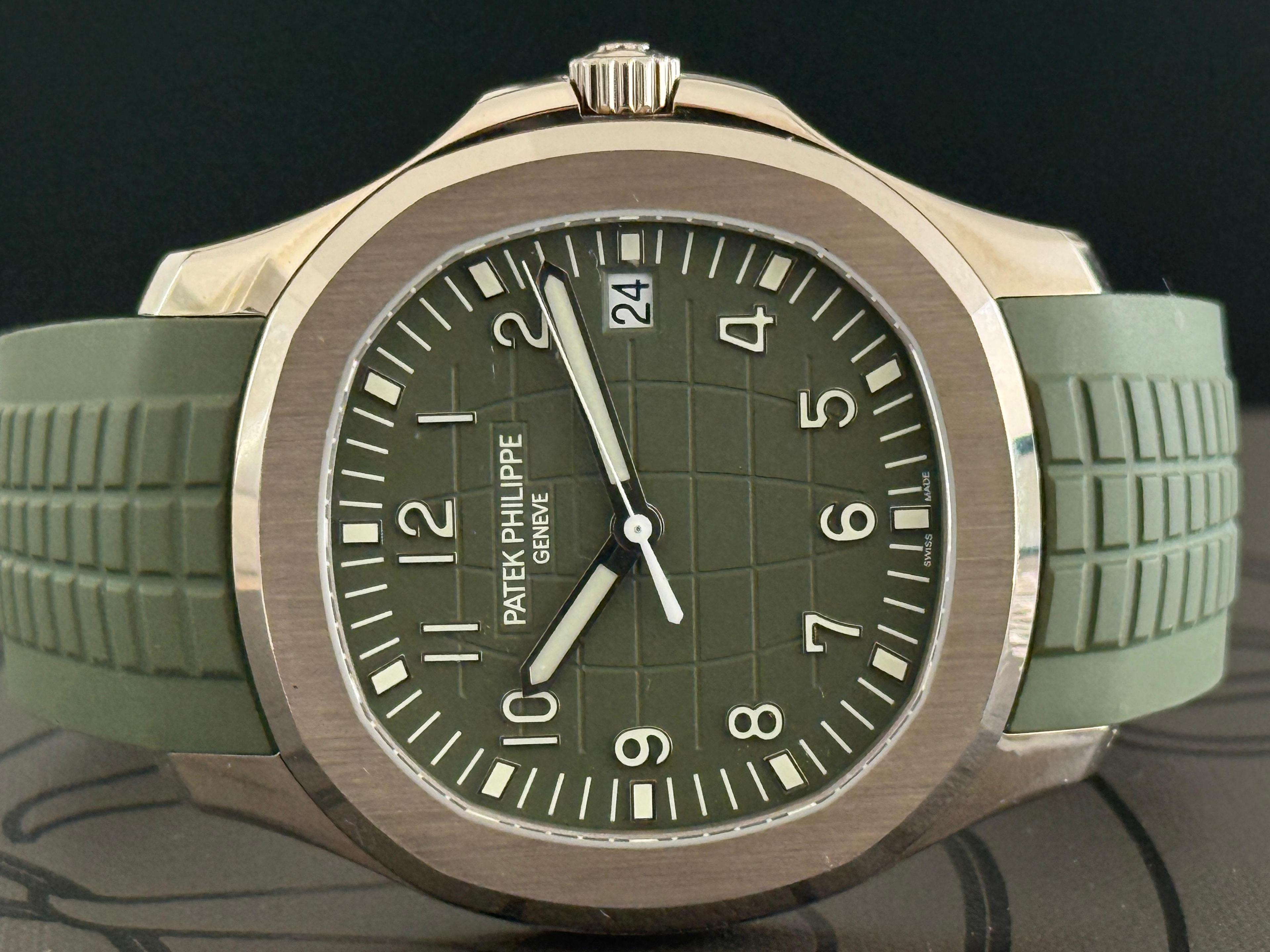Aquanaut "Jumbo" White Gold Khaki Green - 5168G-010