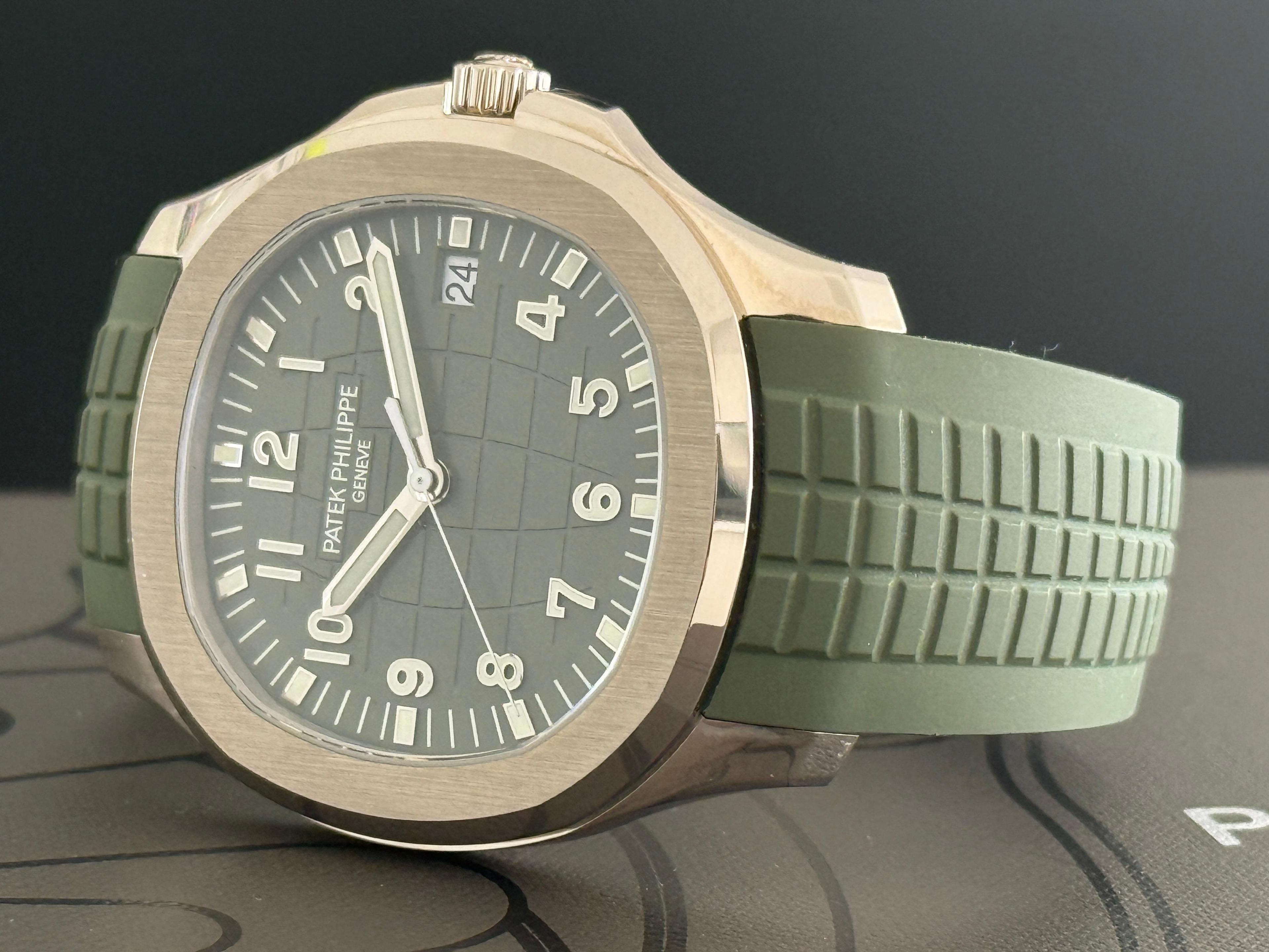 Aquanaut "Jumbo" White Gold Khaki Green - 5168G-010