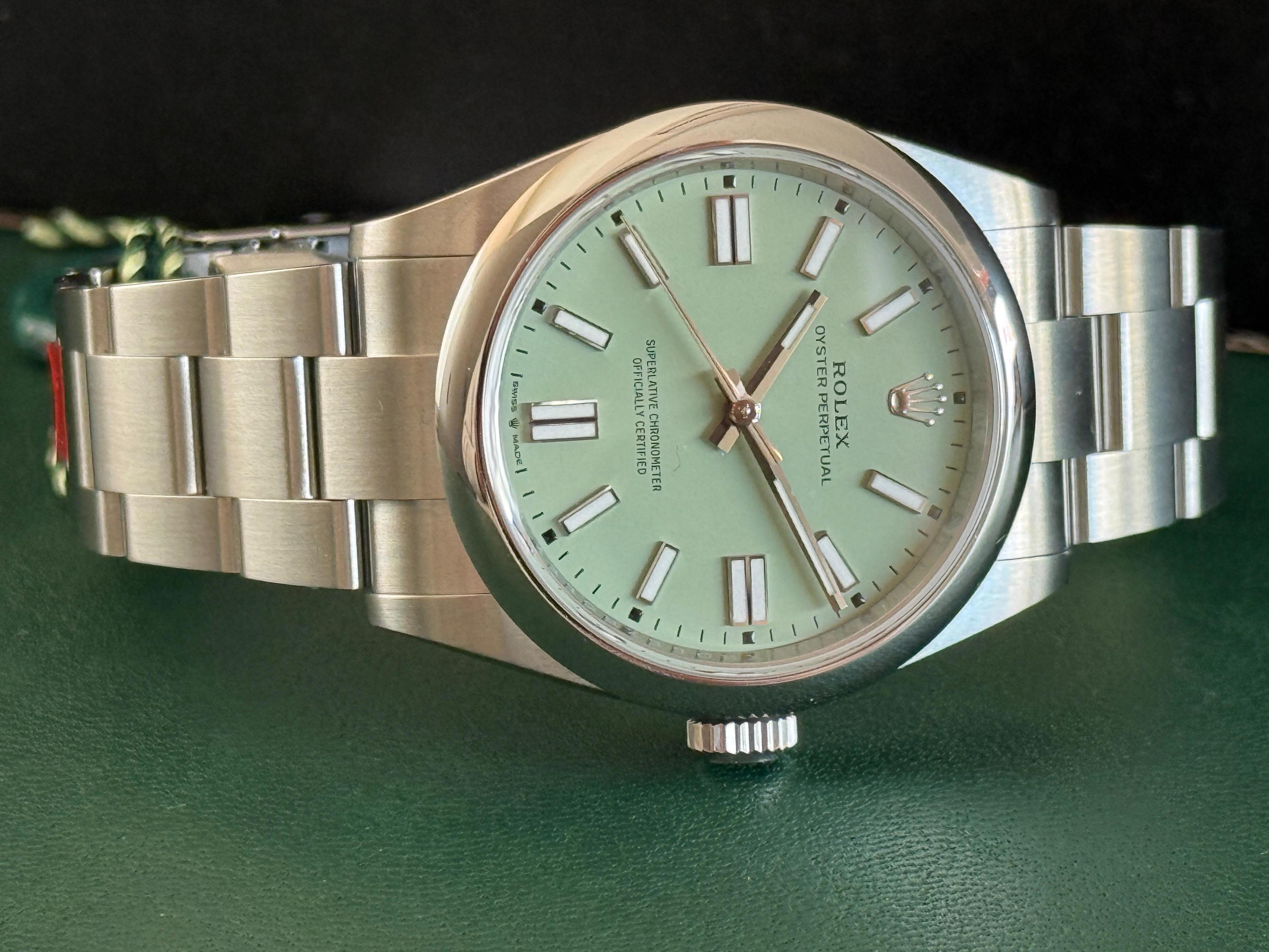 Oyster Perpetual 41 Oystersteel Pistachio-Green Dial - 134300