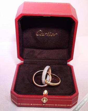 3 Gold and Diamonds Cartier B4038900 watches 1