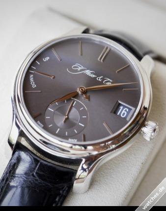 Platinum H.Moser & Cie 341.500-006 watches 1