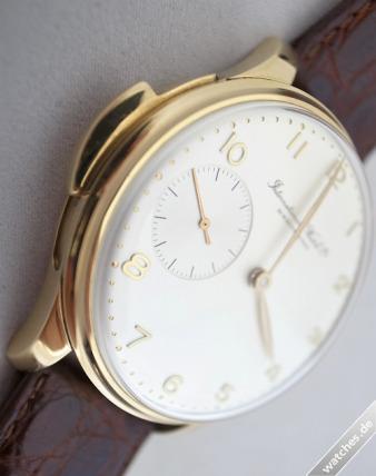 5240 yellow IWC IW5240 watches 3