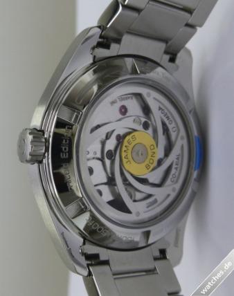 James Bond Omega 231.10.42.21.03.004 watches 2
